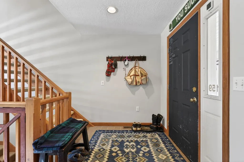 159 Ski View Drive Newry ME 04261