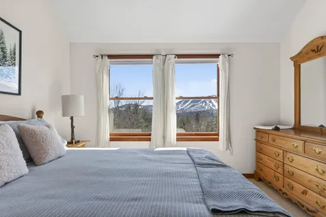 159 Ski View Drive Newry ME 04261