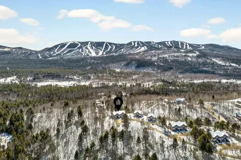 159 Ski View Drive Newry ME 04261