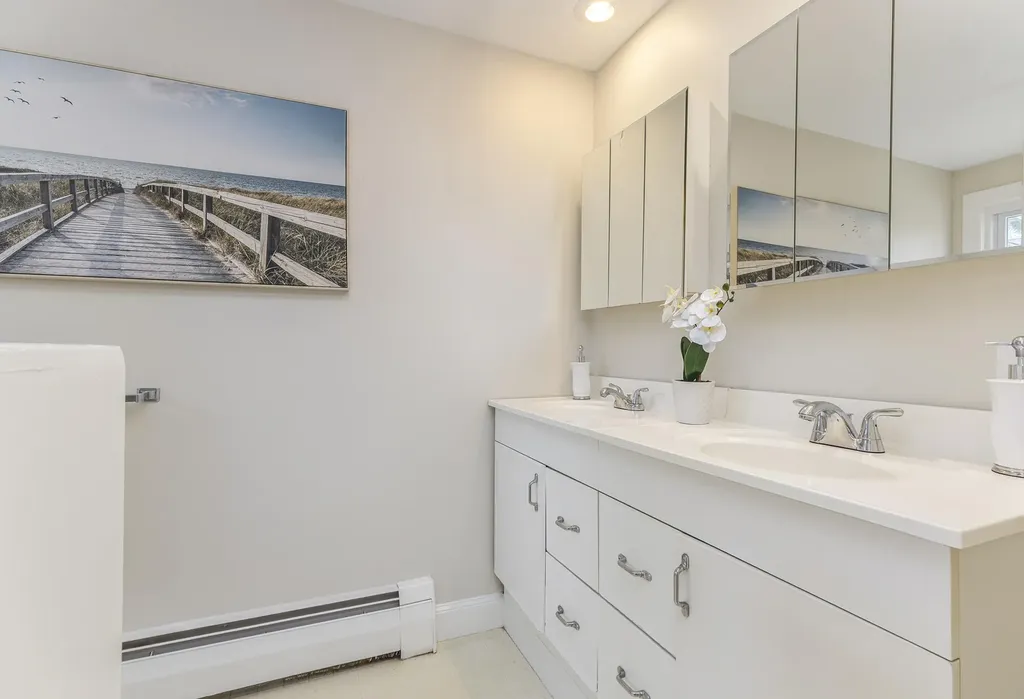 10 Shore View Drive Yarmouth ME 04096