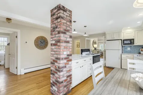 10 Shore View Drive Yarmouth ME 04096