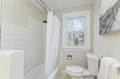 10 Shore View Drive Yarmouth ME 04096