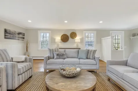 10 Shore View Drive Yarmouth ME 04096