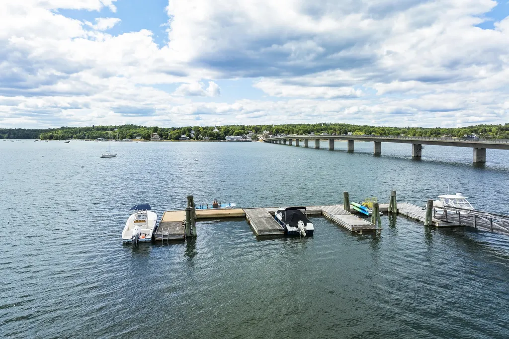 P/o 29 Bayside Lane Edgecomb ME 04556