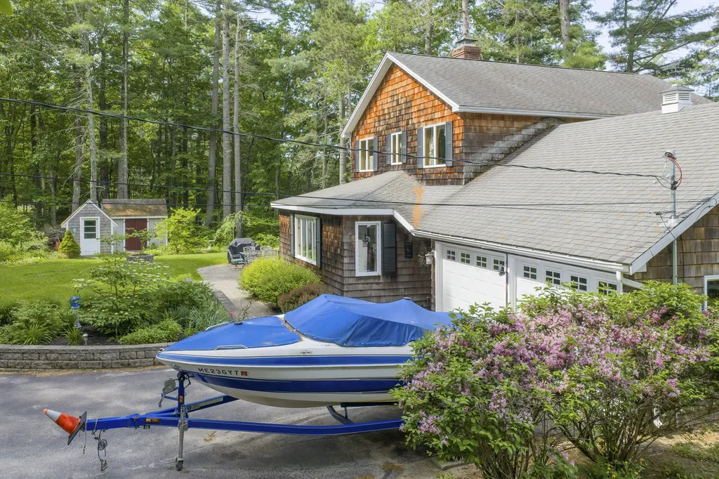 71A Black Point Road New Gloucester ME 04260