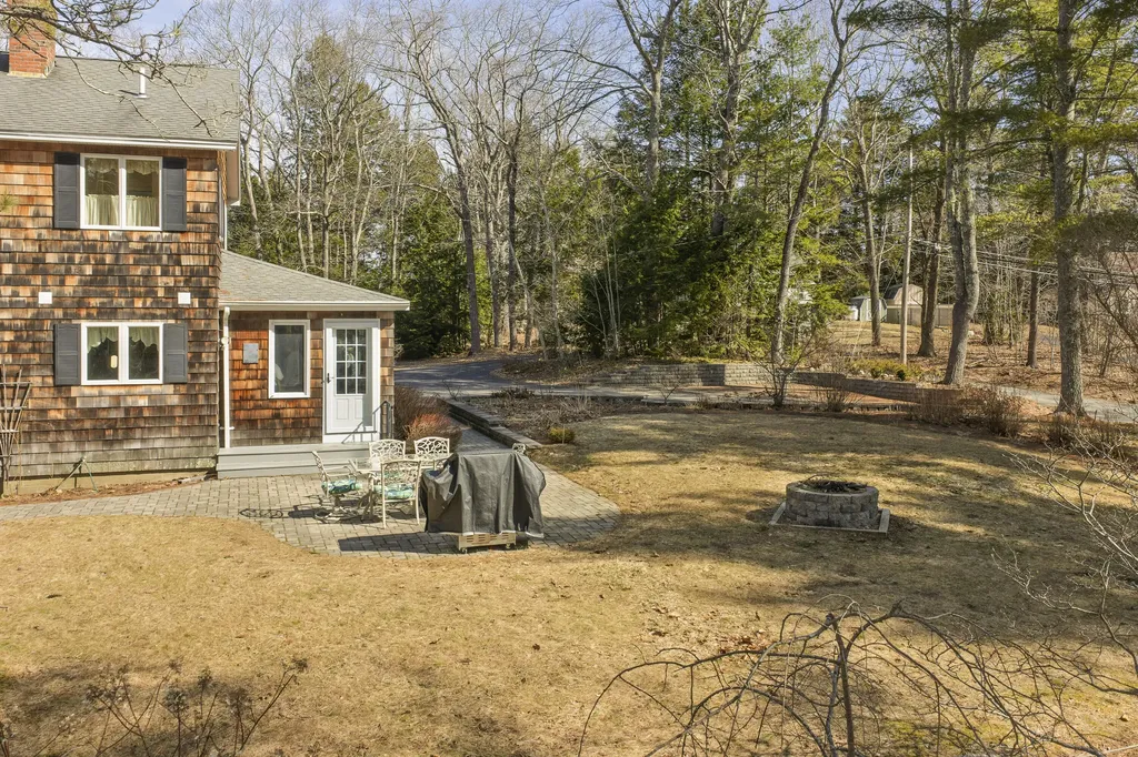 71A Black Point Road New Gloucester ME 04260