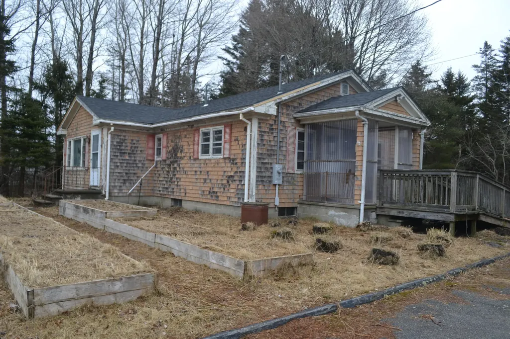135 Jacksonville Road East Machias ME 04630