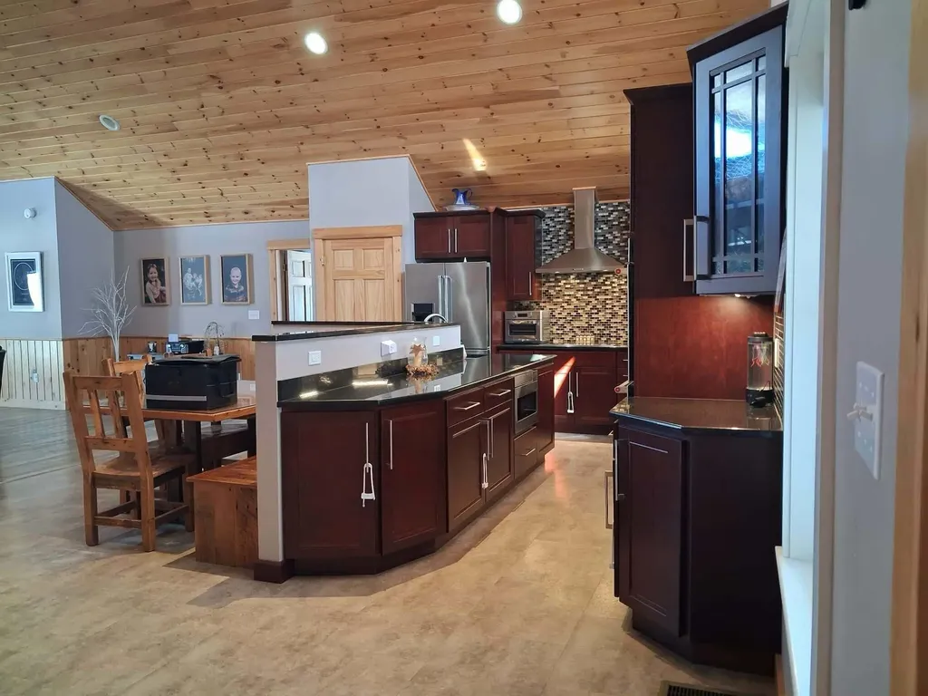 260 Nyes Corner Road Saint Albans ME 04971