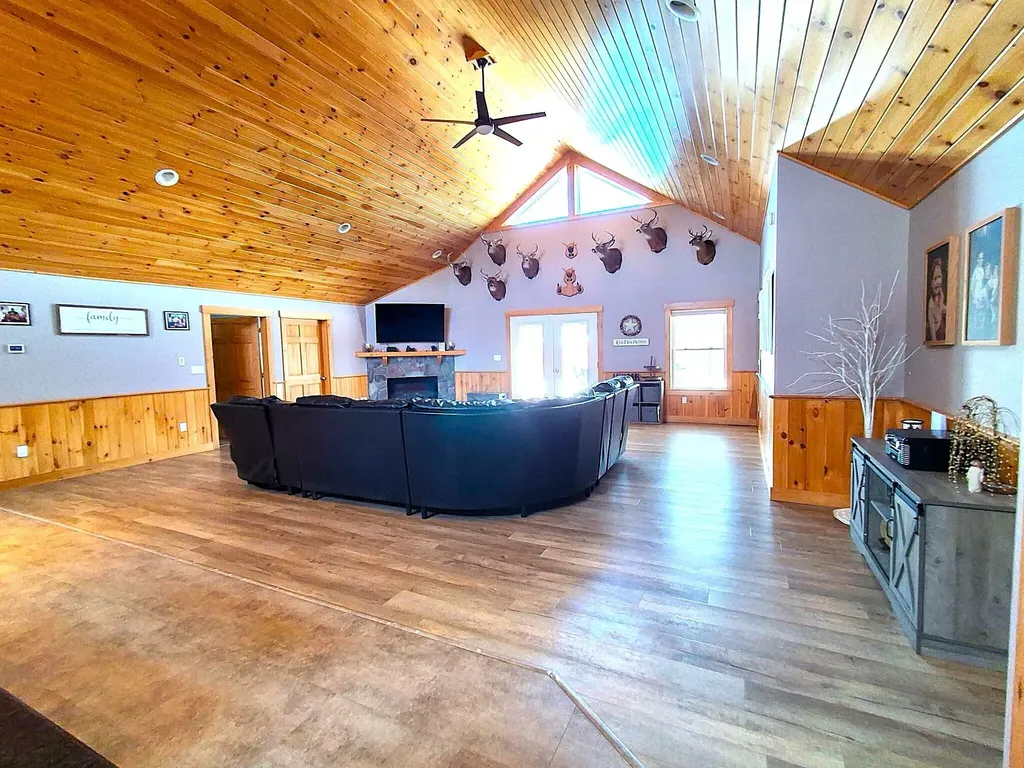 260 Nyes Corner Road Saint Albans ME 04971