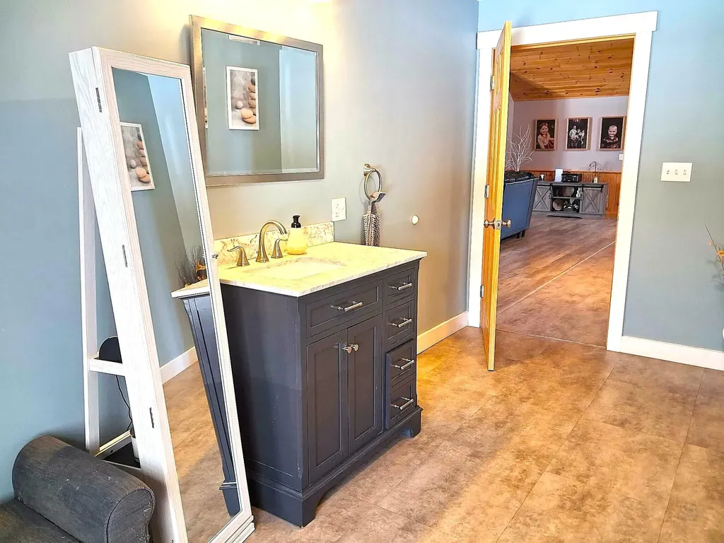260 Nyes Corner Road Saint Albans ME 04971