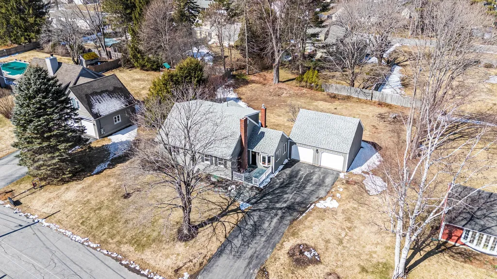 3 Willow Lane Cumberland ME 04021