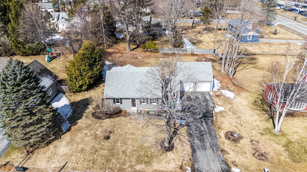 3 Willow Lane Cumberland ME 04021