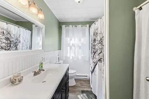 12 Mcdonald Avenue Ellsworth ME 04605