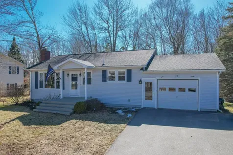 12 Mcdonald Avenue Ellsworth ME 04605