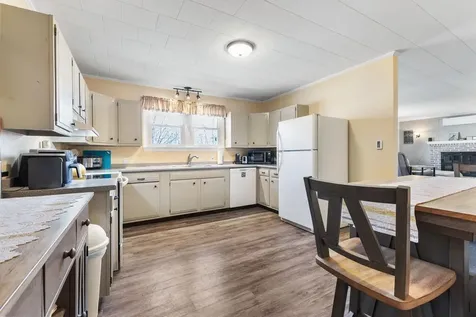 12 Mcdonald Avenue Ellsworth ME 04605