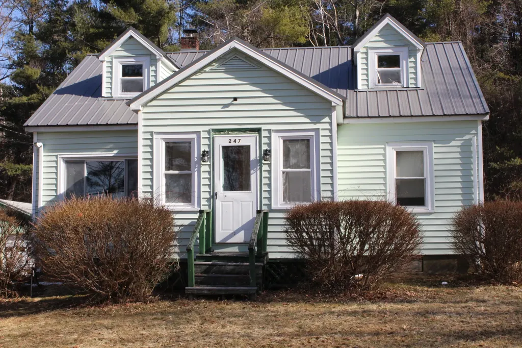 247 S Belfast Avenue Augusta ME 04330