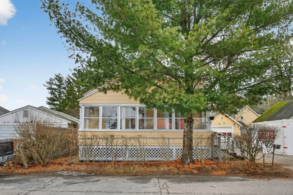 1 Melvin Avenue Old Orchard Beach ME 04064