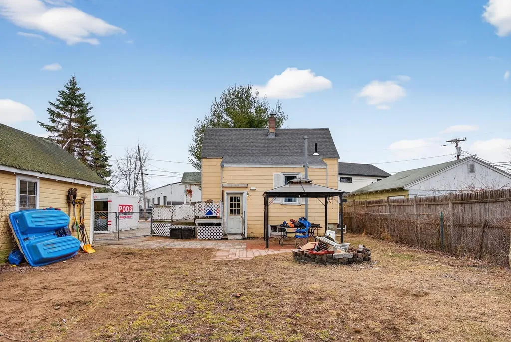 1 Melvin Avenue Old Orchard Beach ME 04064