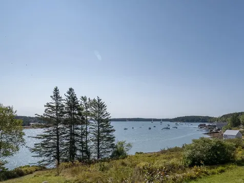14 Deer Run Lane Swans Island ME 04685