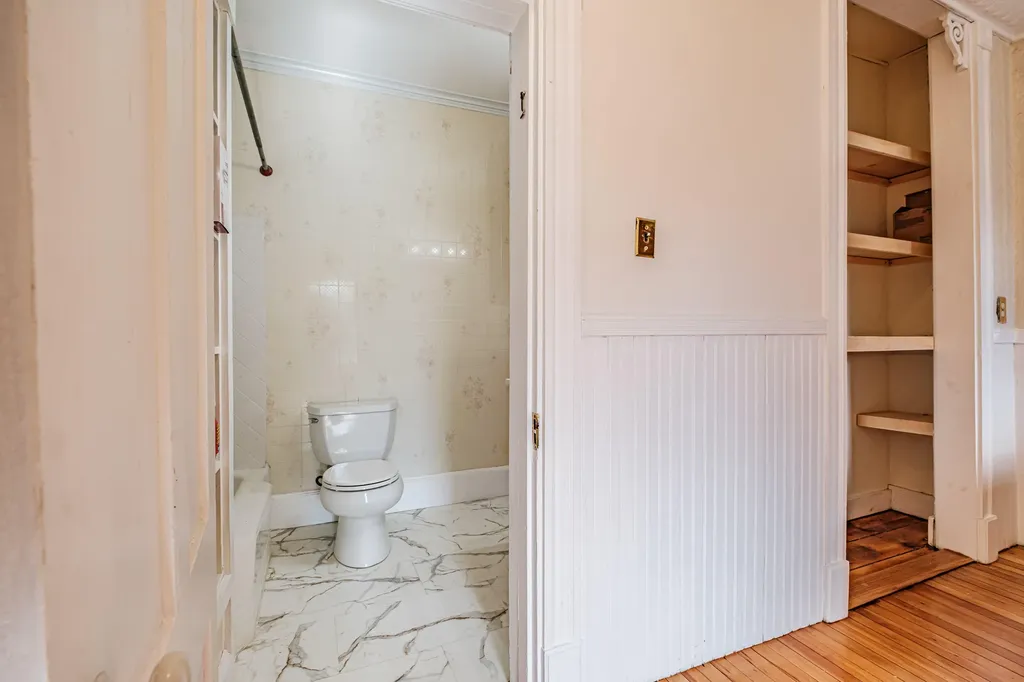 63 3rd Street Auburn ME 04210