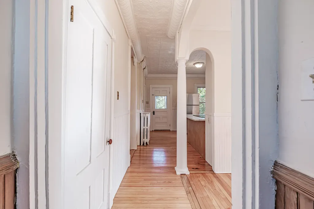 63 3rd Street Auburn ME 04210