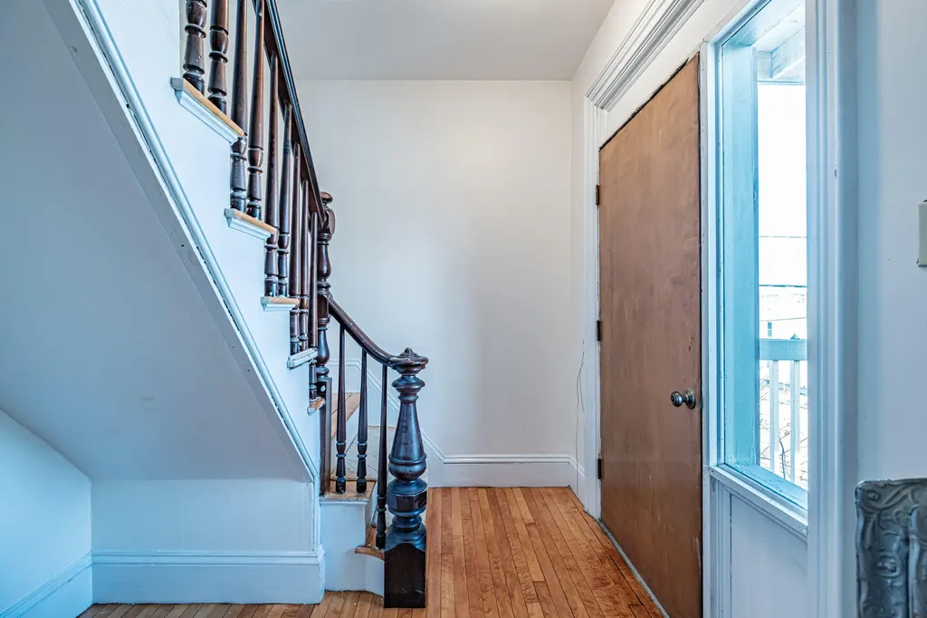 63 3rd Street Auburn ME 04210