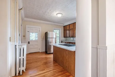 63 3rd Street Auburn ME 04210