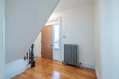 63 3rd Street Auburn ME 04210