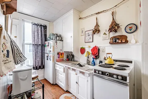 63 3rd Street Auburn ME 04210