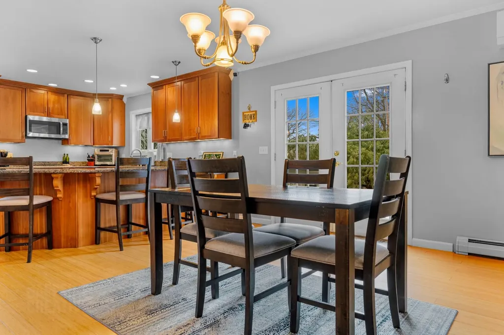 70 Ridgeland Avenue South Portland ME 04106