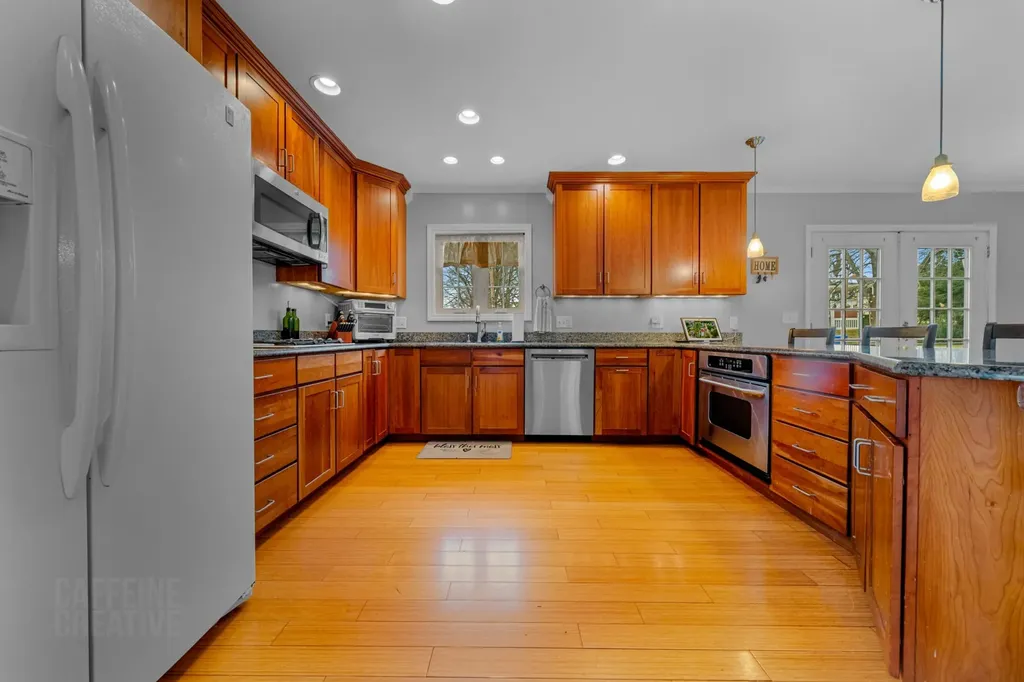 70 Ridgeland Avenue South Portland ME 04106