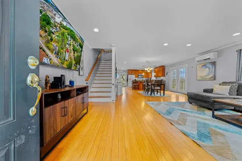 70 Ridgeland Avenue South Portland ME 04106
