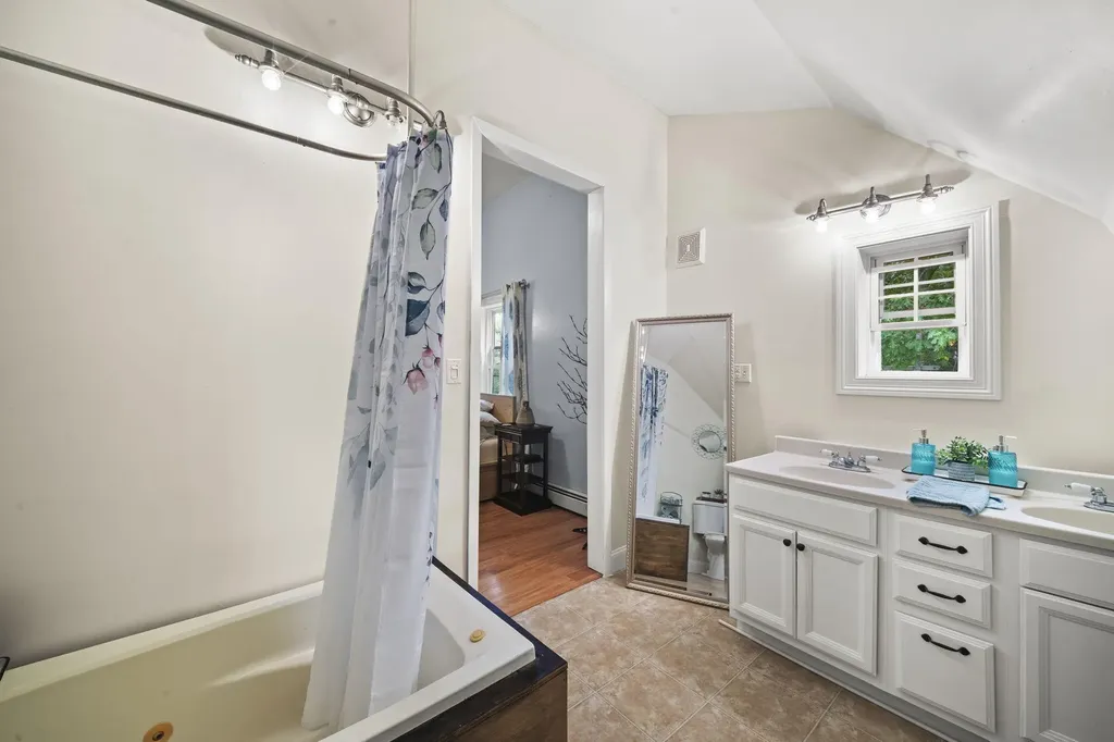 390 N Searsport Road Prospect ME 04981