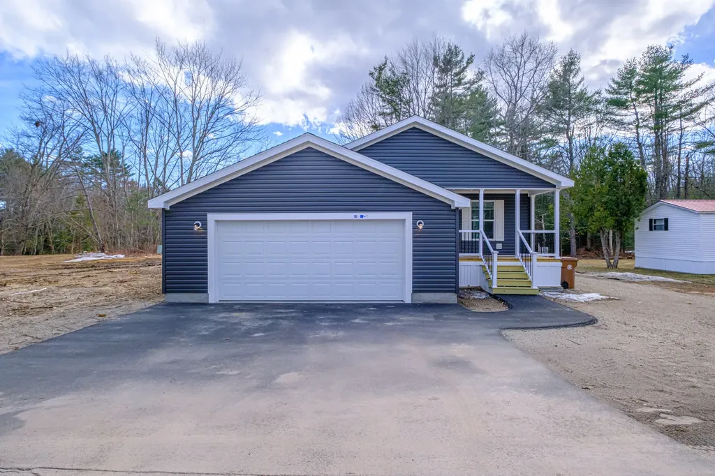 16 Pine Haven Street Saco ME 04072