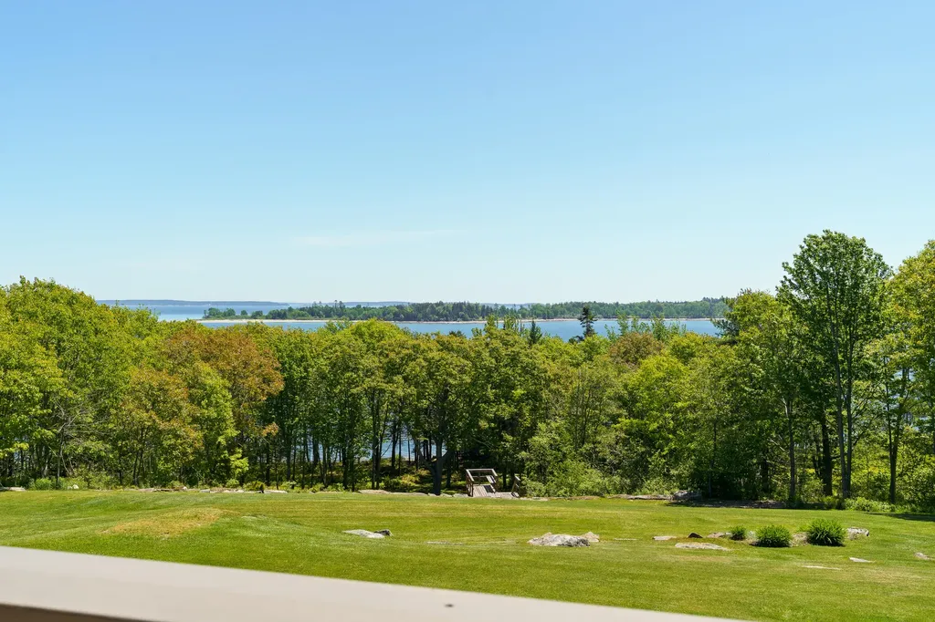 153 Back Shore Road Bristol ME 04564