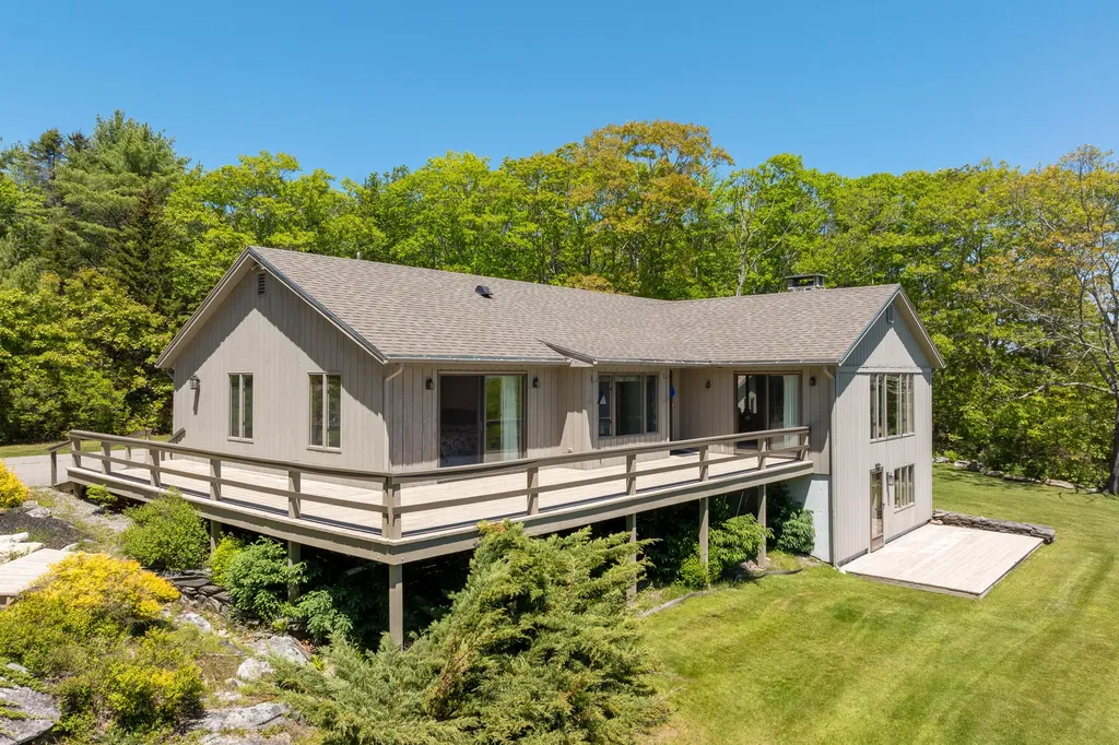 153 Back Shore Road Bristol ME 04564