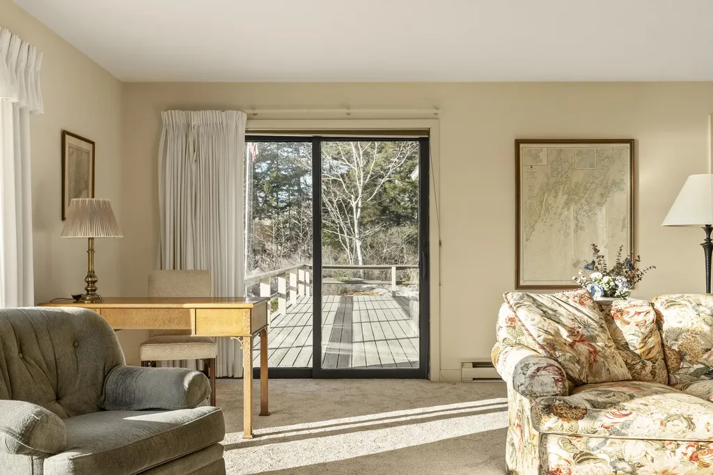 153 Back Shore Road Bristol ME 04564