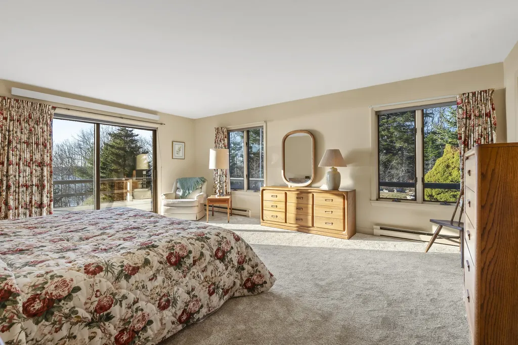 153 Back Shore Road Bristol ME 04564
