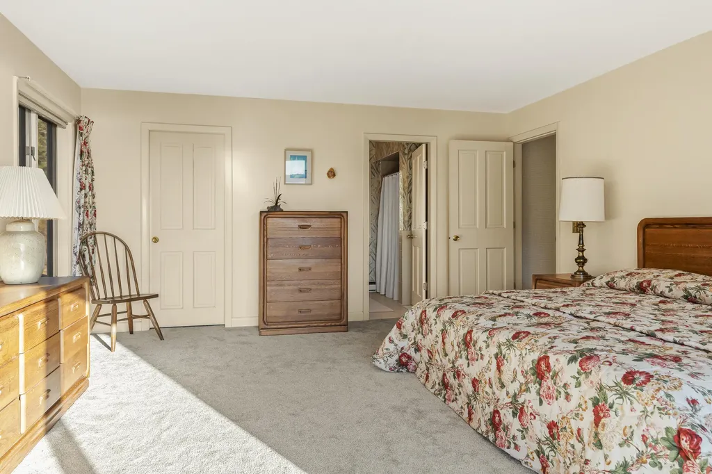 153 Back Shore Road Bristol ME 04564