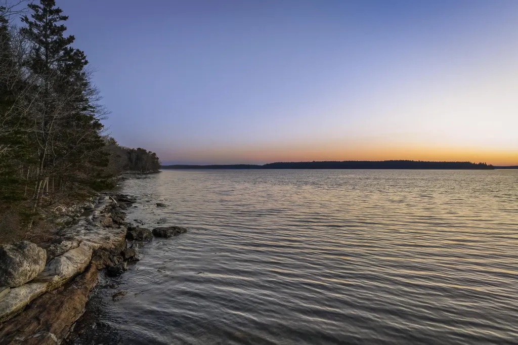 153 Back Shore Road Bristol ME 04564