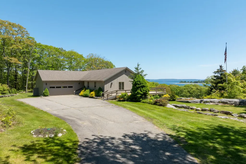 153 Back Shore Road Bristol ME 04564