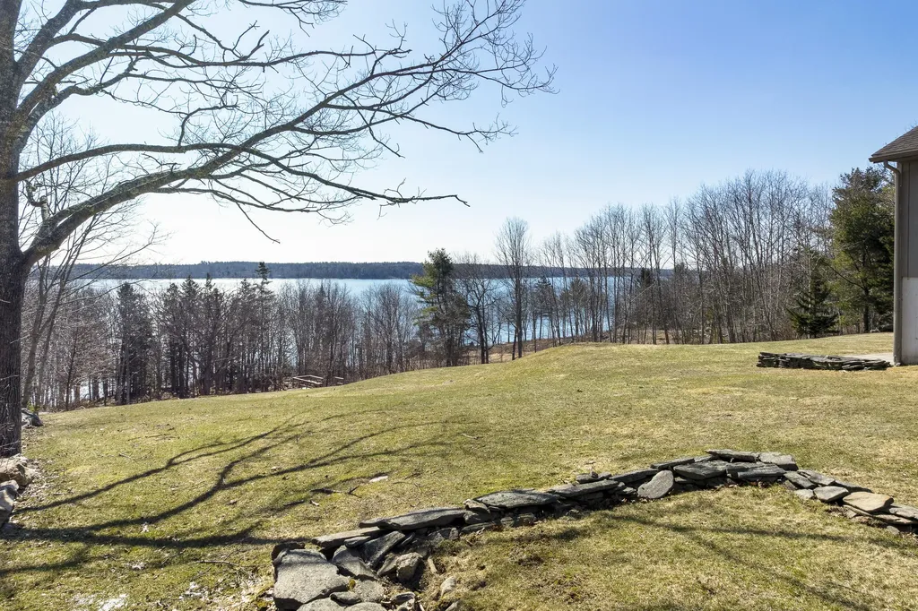 153 Back Shore Road Bristol ME 04564