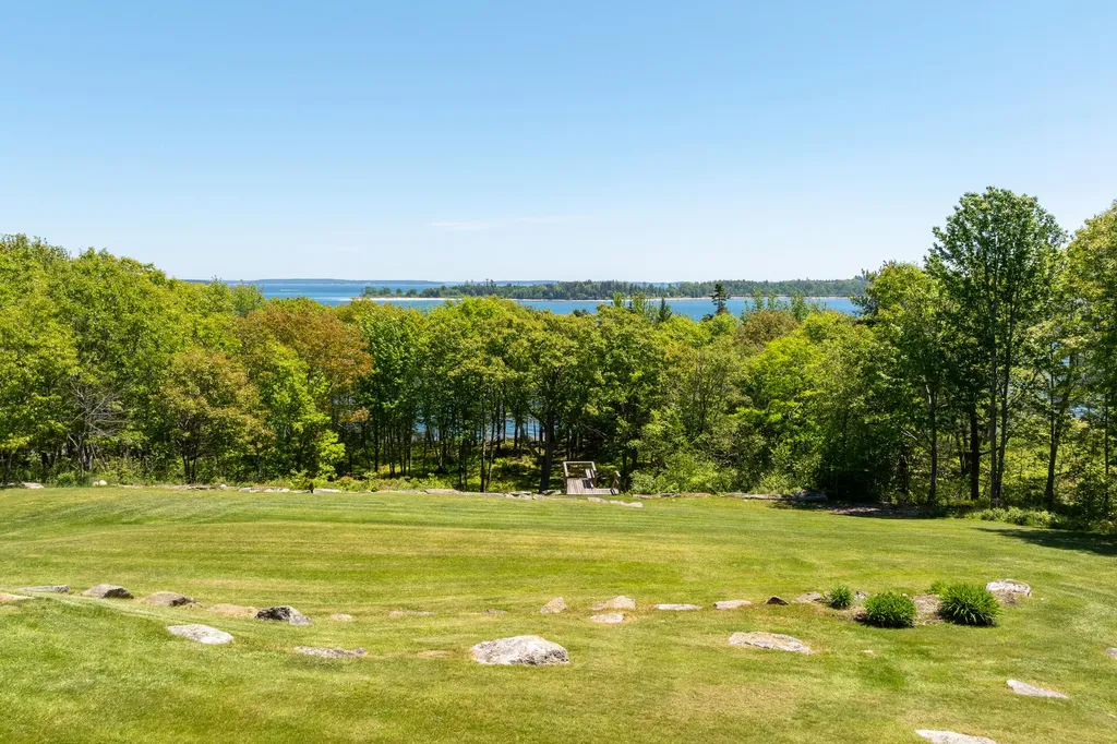 153 Back Shore Road Bristol ME 04564