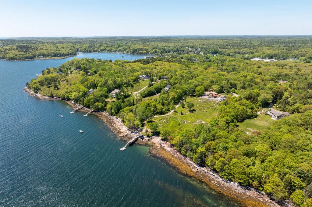 153 Back Shore Road Bristol ME 04564