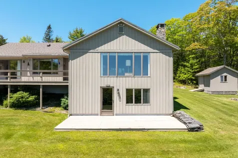 153 Back Shore Road Bristol ME 04564