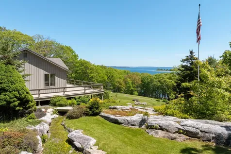 153 Back Shore Road Bristol ME 04564