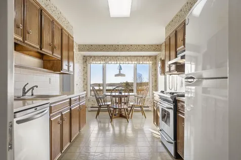 153 Back Shore Road Bristol ME 04564