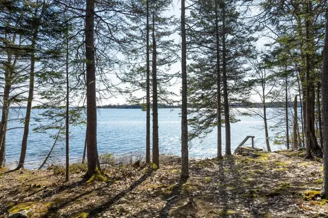 153 Back Shore Road Bristol ME 04564