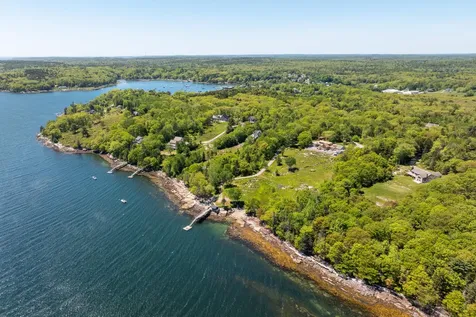 153 Back Shore Road Bristol ME 04564