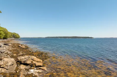 153 Back Shore Road Bristol ME 04564